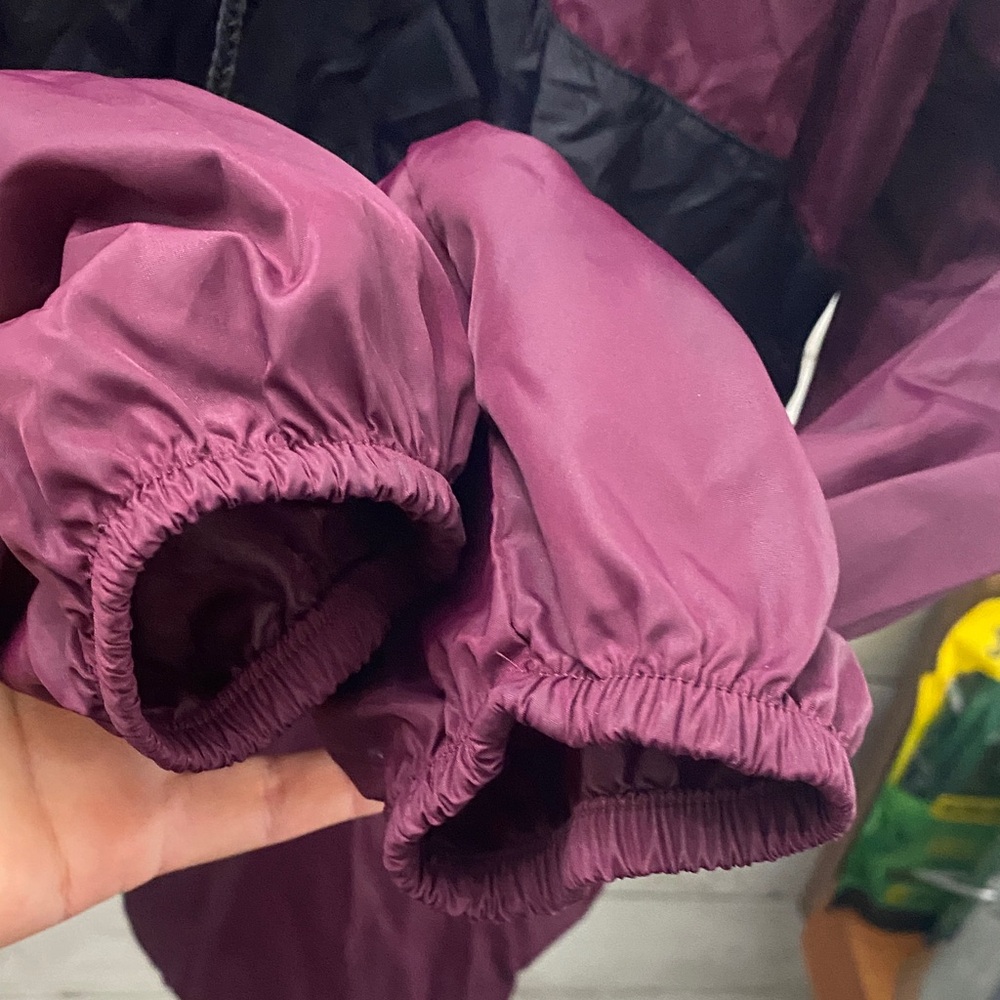 VS PINK Maroon Windbreaker 1/2 Zip Jacket with Hood & Pockets - Picture 6 of 7